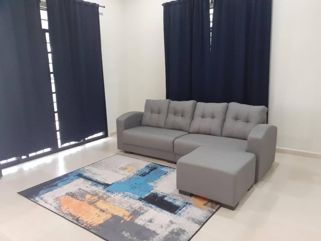 Nikmat Homestay Riyadh Kampong Tuan Mandak Εξωτερικό φωτογραφία