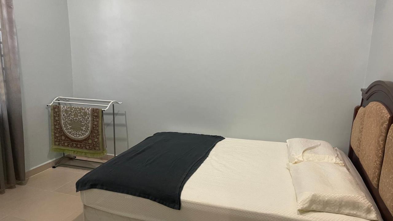 Nikmat Homestay Riyadh Kampong Tuan Mandak Εξωτερικό φωτογραφία
