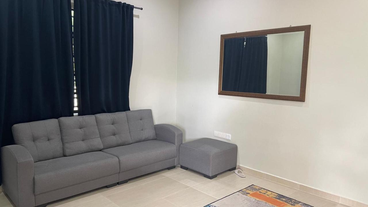 Nikmat Homestay Riyadh Kampong Tuan Mandak Εξωτερικό φωτογραφία