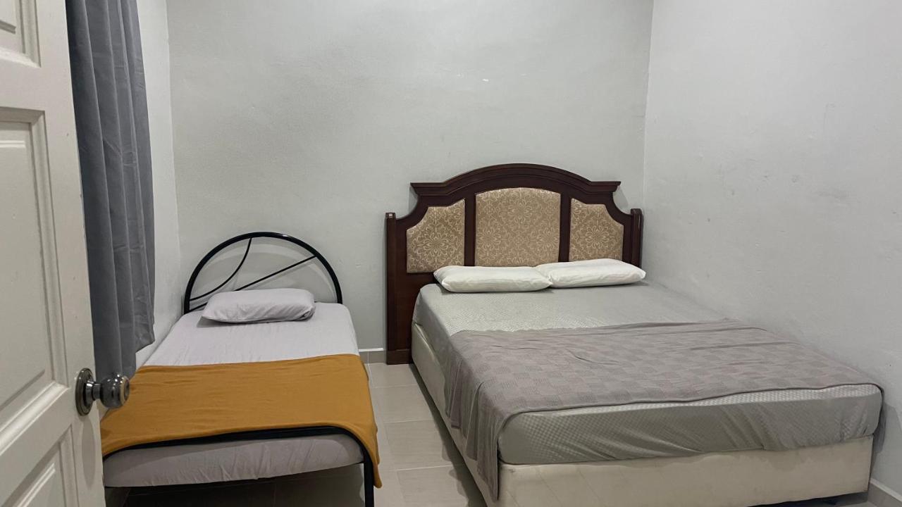 Nikmat Homestay Riyadh Kampong Tuan Mandak Εξωτερικό φωτογραφία